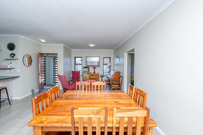 4 Bedroom Property for Sale in Viking Village Western Cape